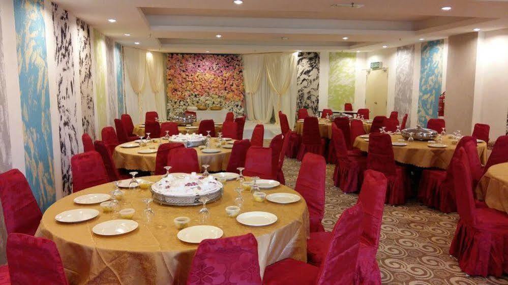 De Viana Hotel & Apartments Kota Bharu Exterior photo